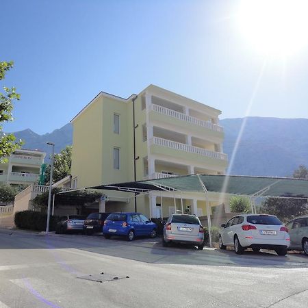 Apartments Rados Makarska Eksteriør bilde